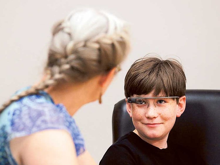 1.1851233-3593109375