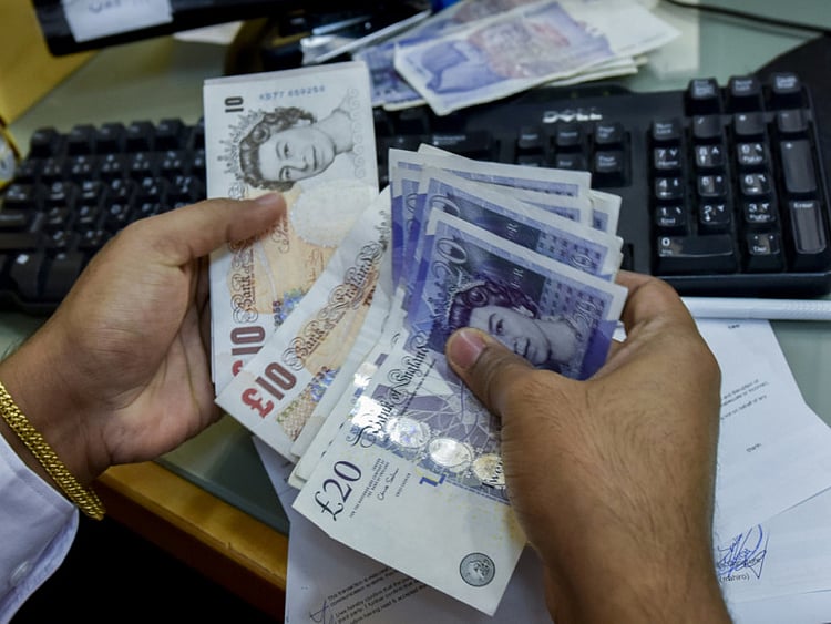 1.1853980-3261204126