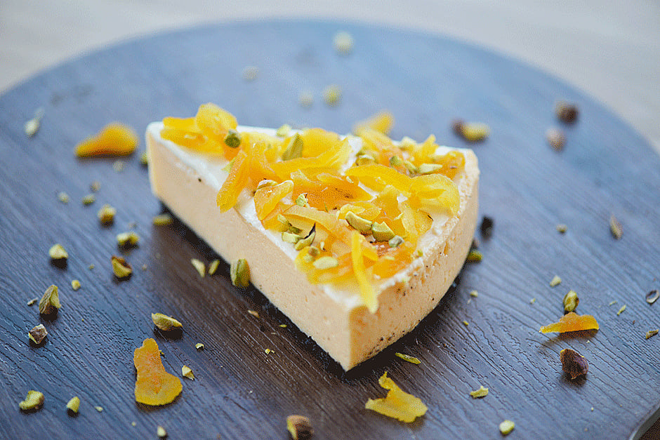 1.1853896-3157593851