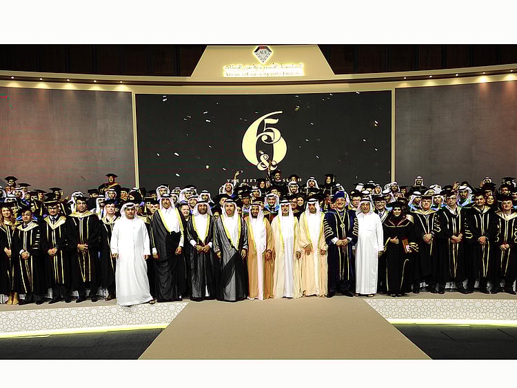 1.1841919-3412642325