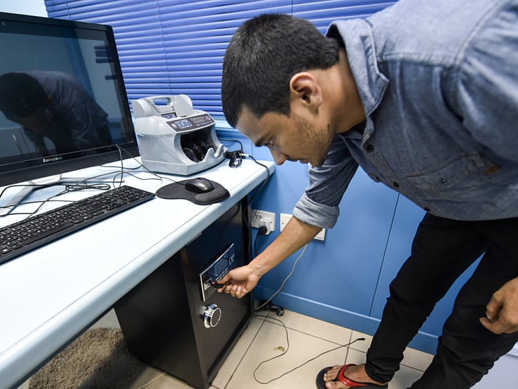 1.1842780-3304296939