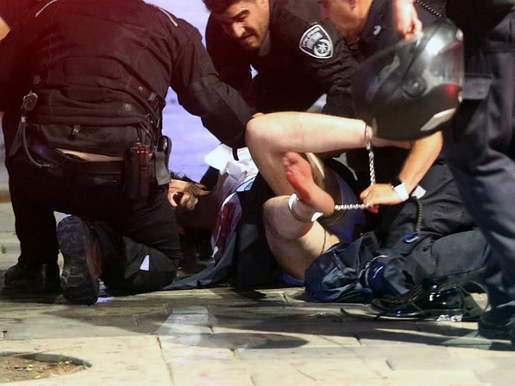 1.1843001-2122331031