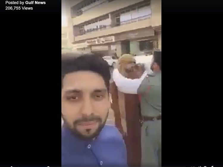 1.1862868-4161376634