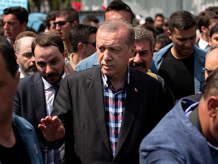 1.1863779-2489795165