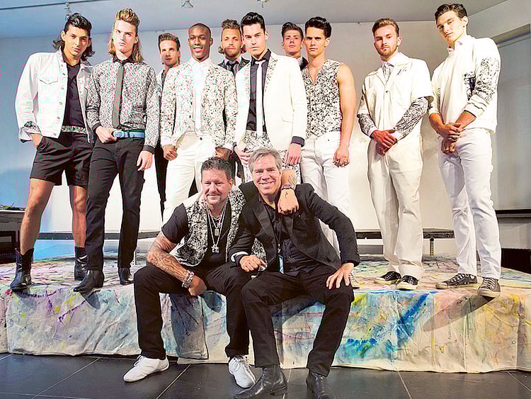 1.1863635-2842545606