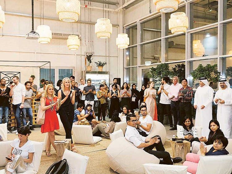 1.1865723-3619595173