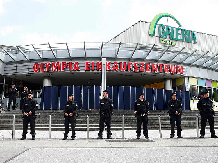 1.1867474-3655806653