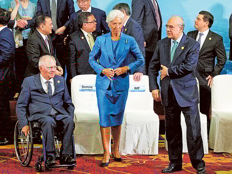 1.1867847-2389524379