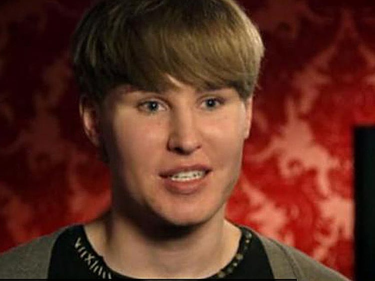 1.1869064-3182571880