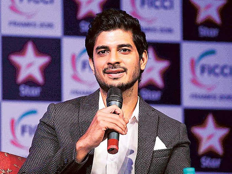 1.1869753-3136541211