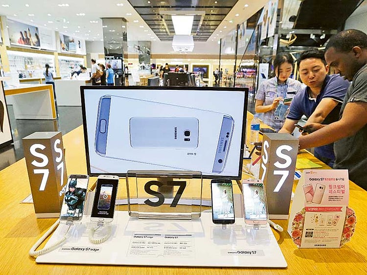 1.1869863-3593576876