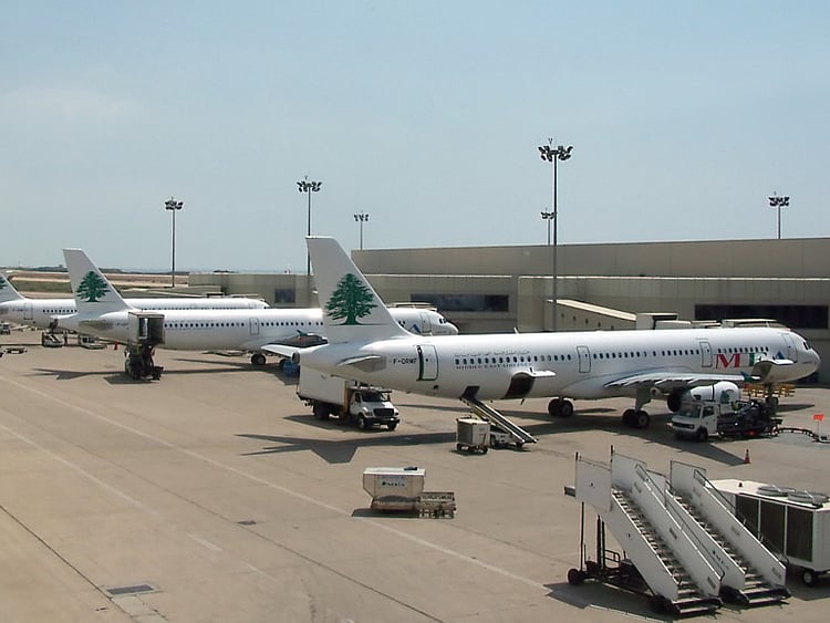 1.1890366-2355370643