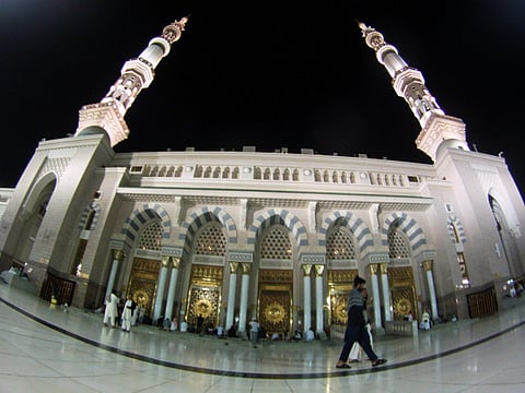 The first batch of women personnel of the Special Security Force deployed at the Prophet’s Mosque are offering the best possible services to women worshipers and visitors during the holy month of Ramadan.