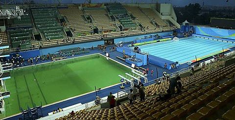 1.1879188-2258514063