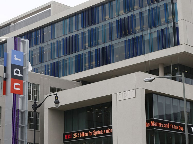 1.1881125-3753350685