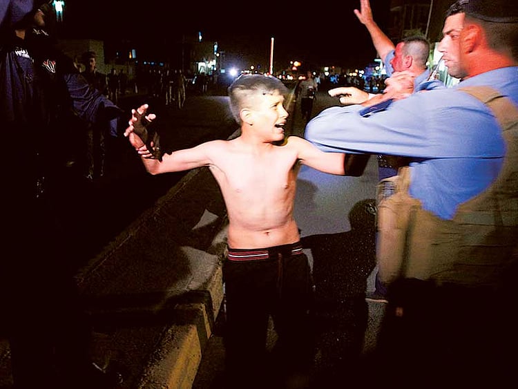 1.1883138-3715455168