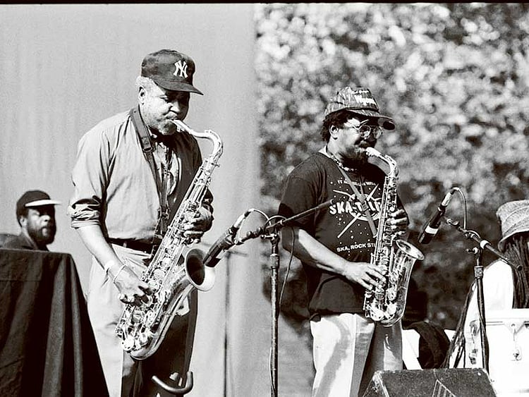 1.1883658-2957906739