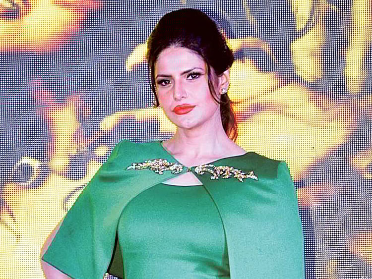 1.1883613-4185739612