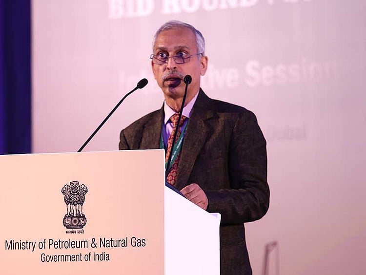 1.1884006-2445853753