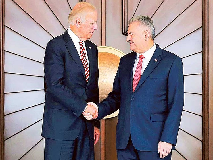 1.1884381-2550061709