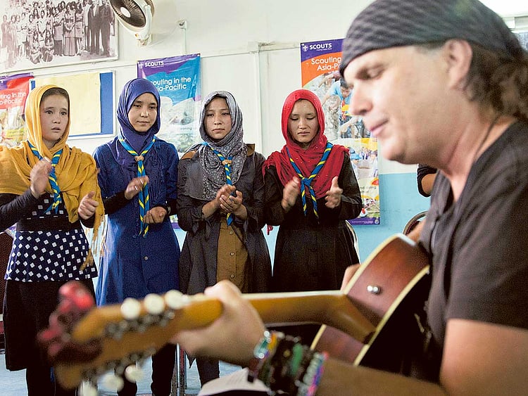 1.1885806-3326012406