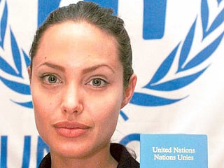 Angelina Jolie steps down as UN refugees envoy