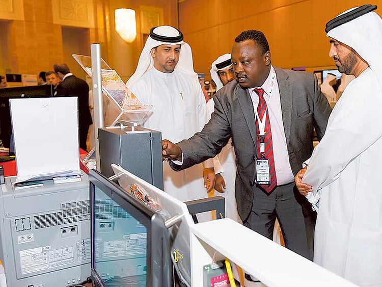 1.1888093-3741898580