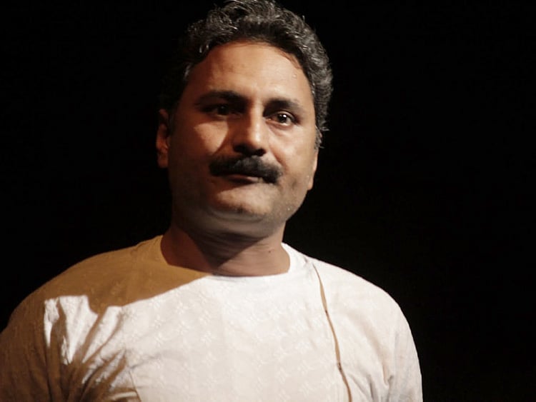 1.1874362-2799512979