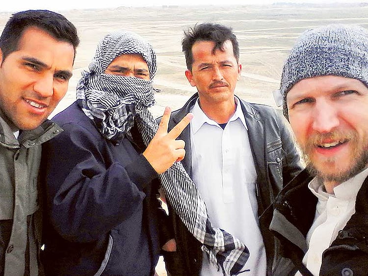 1.1874868-3031140139