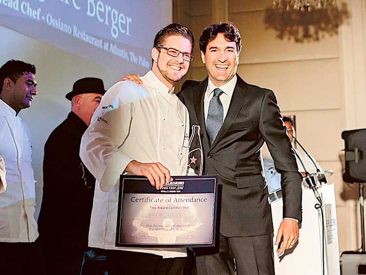 1.1876102-3012636586