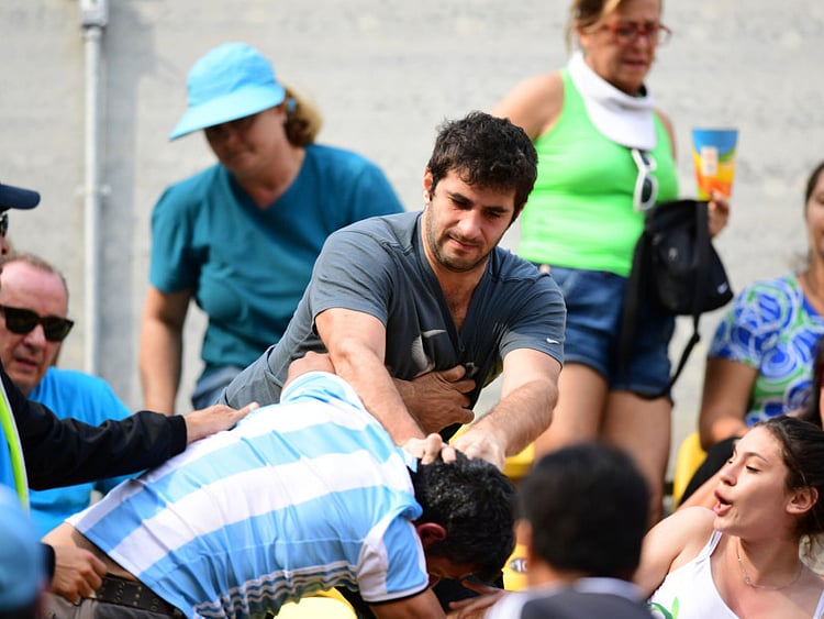 1.1875902-3496857535