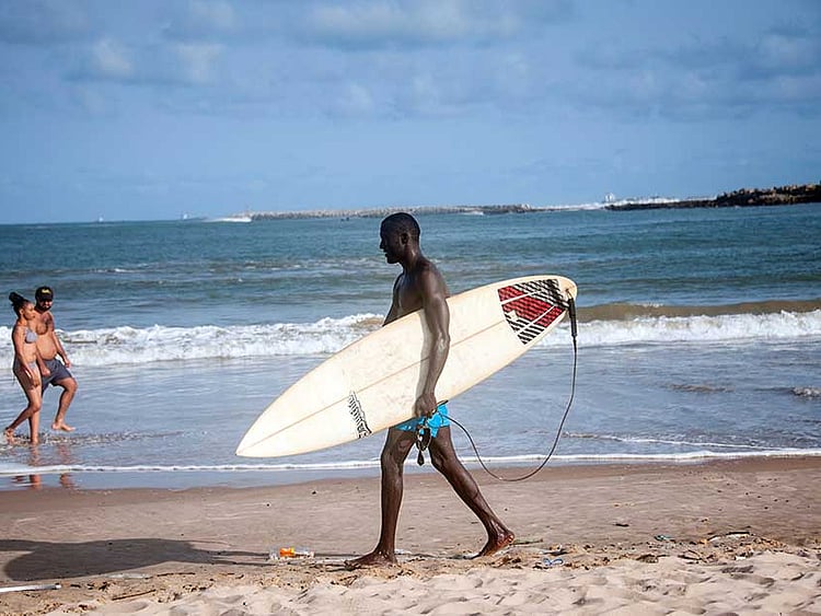 1.1894599-4175107152