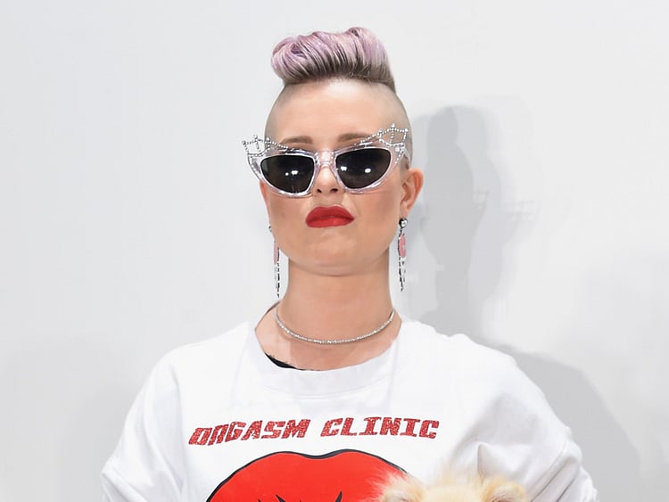 1.1894906-2398566829