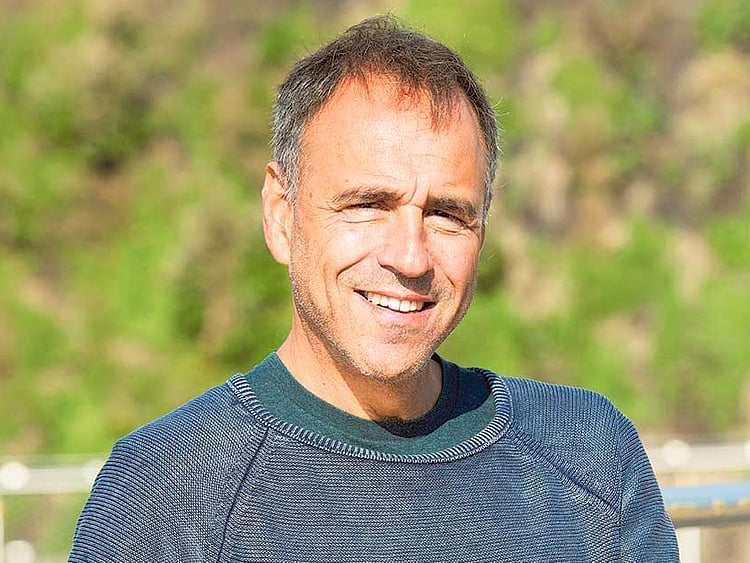 1.1895582-2001054716