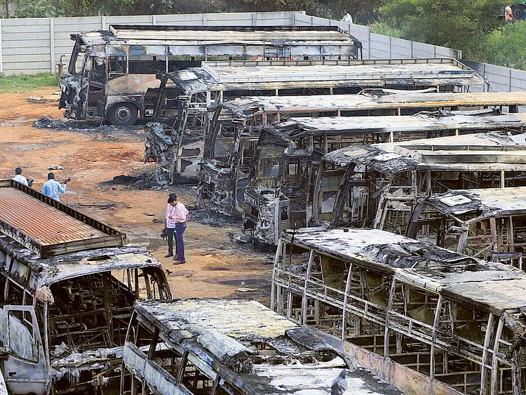 1.1895644-2933896784