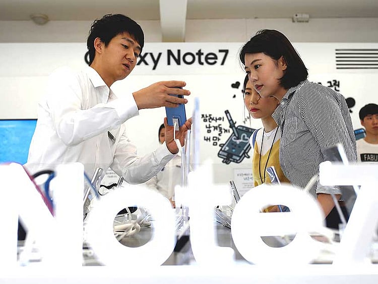 1.1896882-3510167870