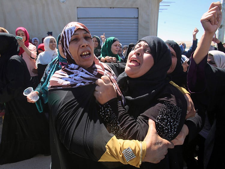 1.1898746-2787672728