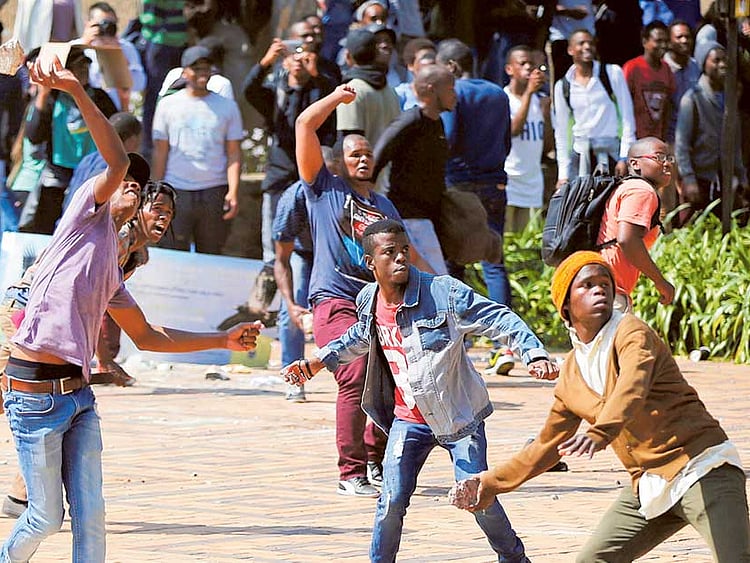 1.1899757-1103986852