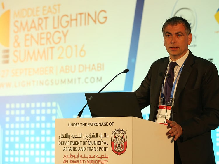 1.1902406-3152330010