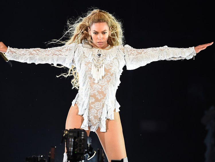 1.1903229-1280519379