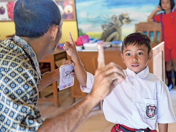 1.1904007-2974561951