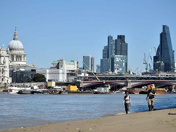 1.1891821-2180537829