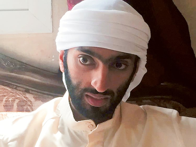 1.1893640-3935098198