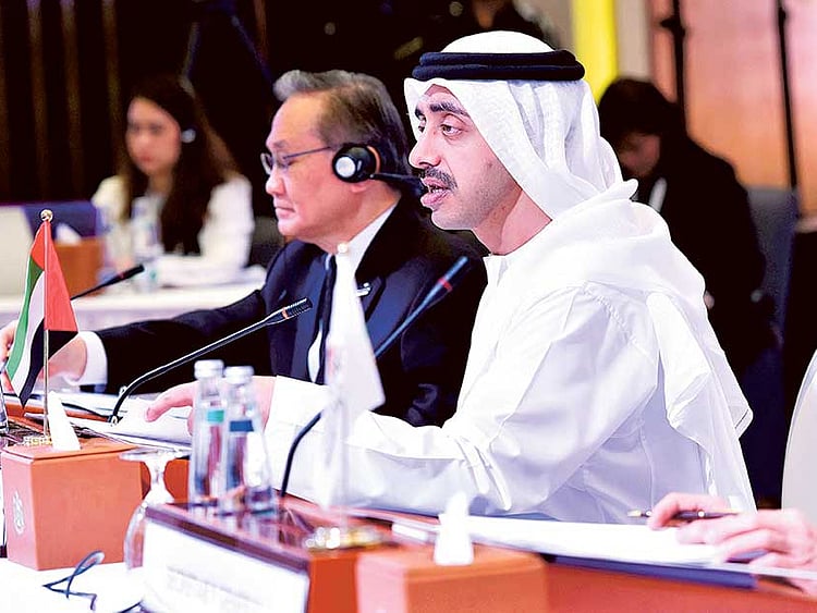 1.1963552-2140907731