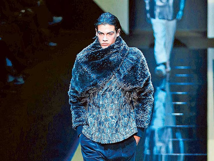 1.1963901-3564757369