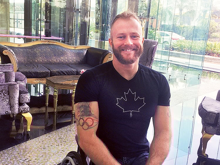 1.1964296-2747501461