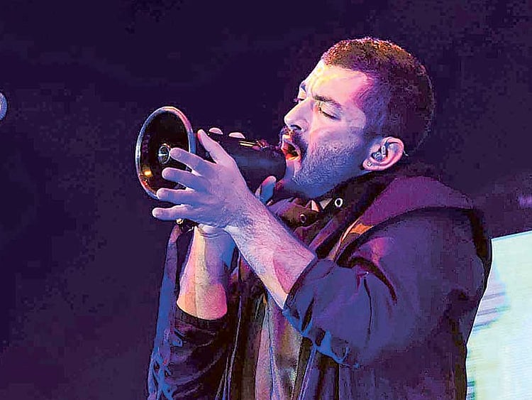 1.1965320-1952679341