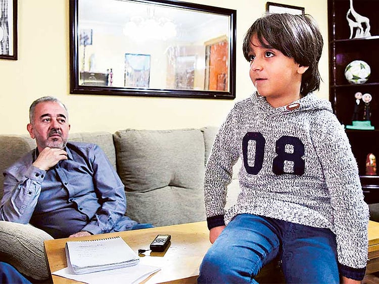 1.1965326-2406546809