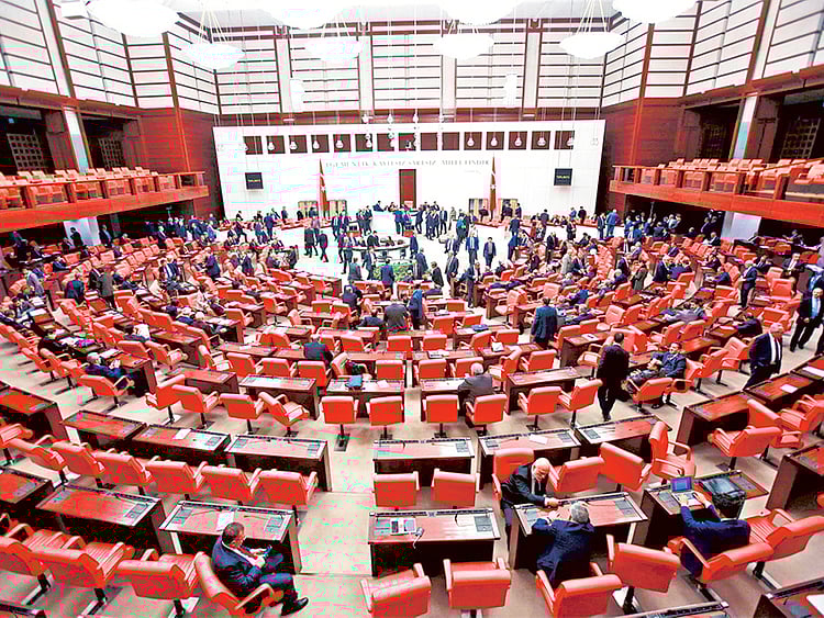 1.1965325-1231850859