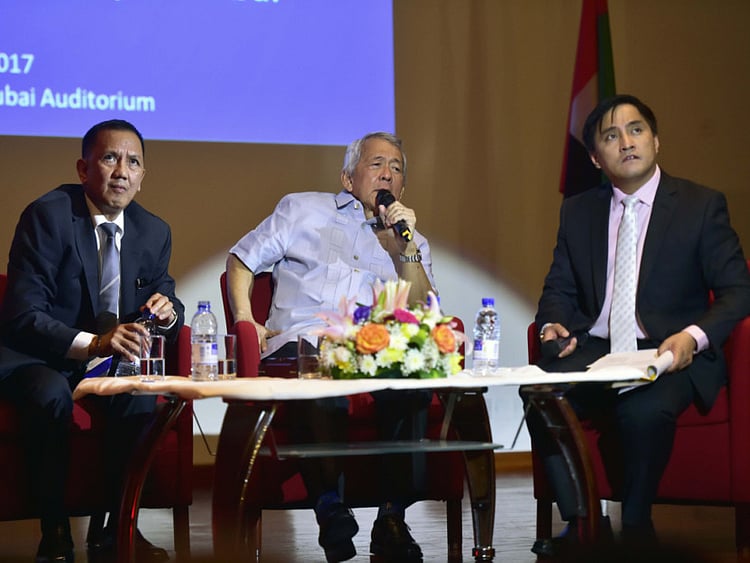 1.1967115-2090810232